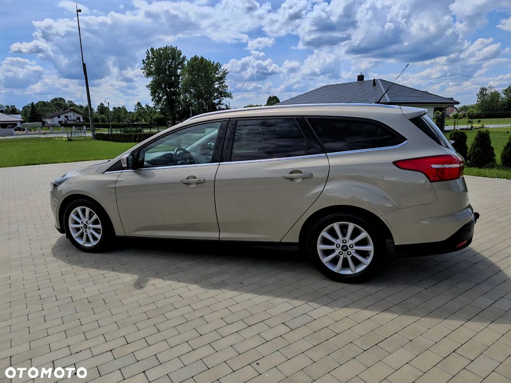 Ford Focus 1.5 TDCi DPF Start-Stopp-System Titanium - 6