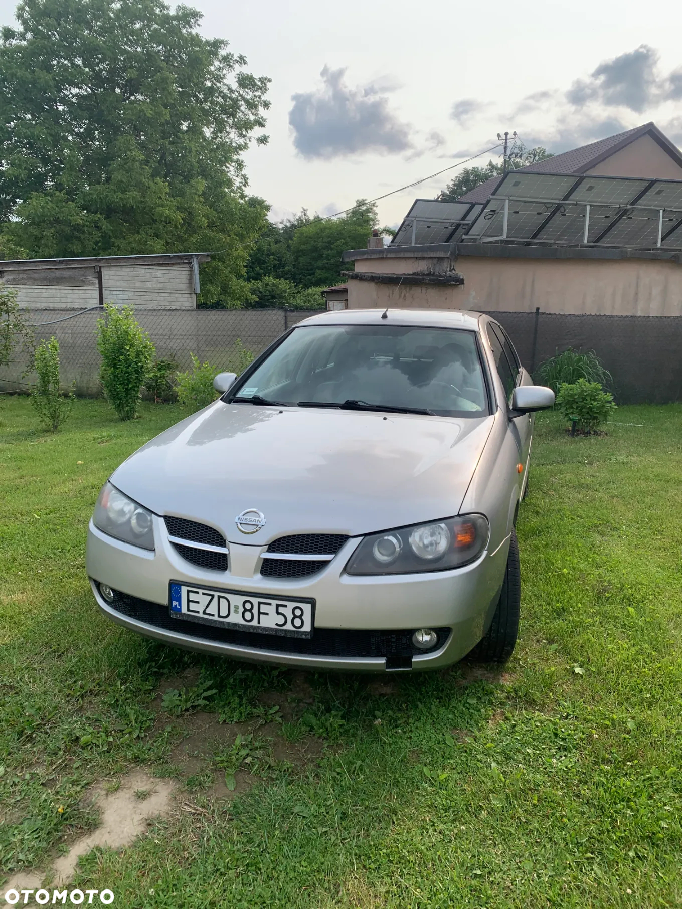 Nissan Almera - 4