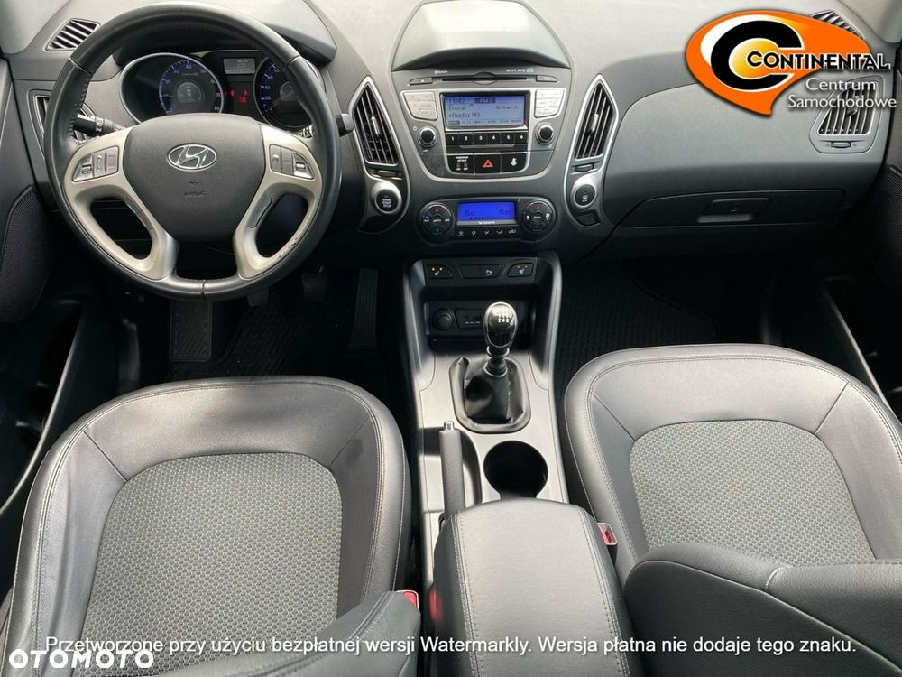 Hyundai ix35 - 10
