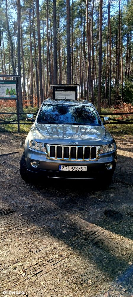 Jeep Grand Cherokee - 15