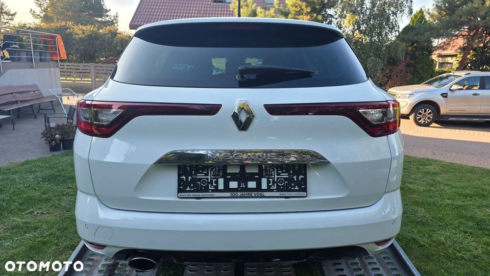 Renault Megane Grandtour ENERGY TCe 130 BOSE EDITION - 14