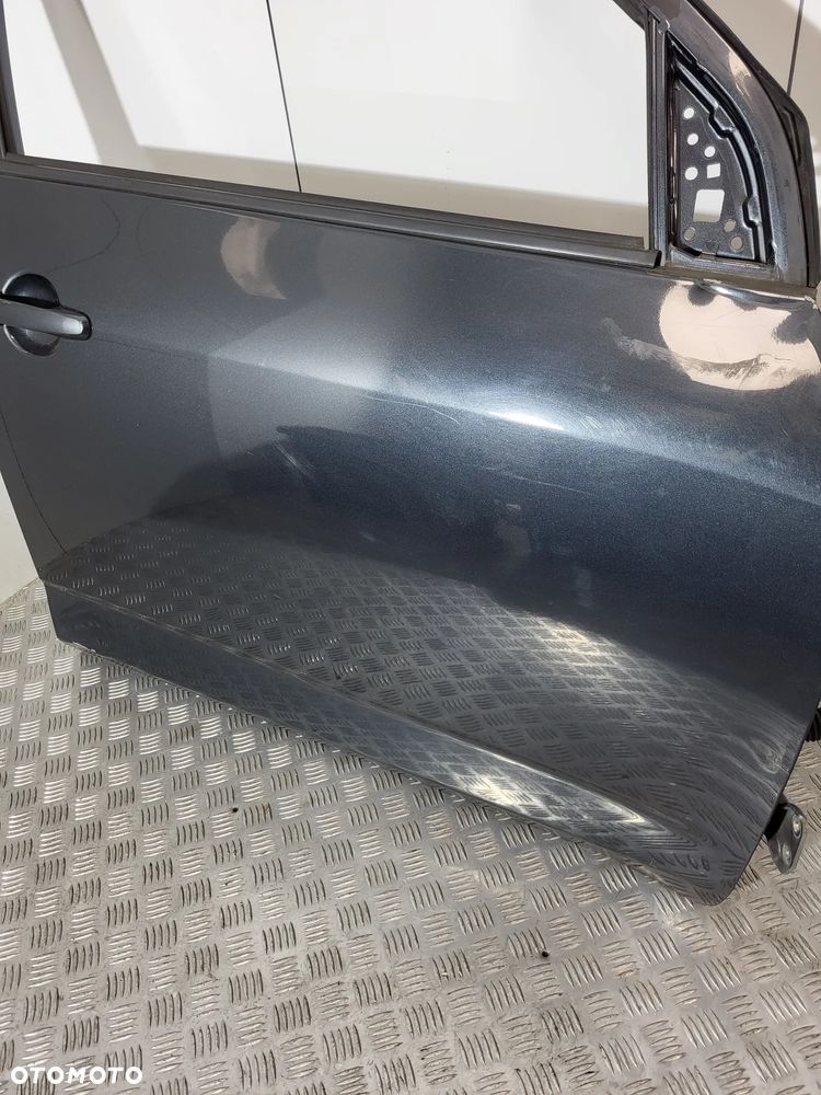 Toyota Rav4 III Drzwi Prawy Przód 1E0 - 4