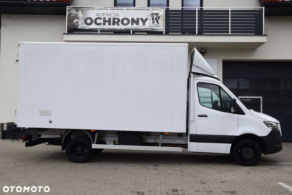 Mercedes-Benz Sprinter 519 CDI  Kontener Na bliźniaku , Automatyczna skrzynia 190 KM, Salon PL   Na gwarancji - 35