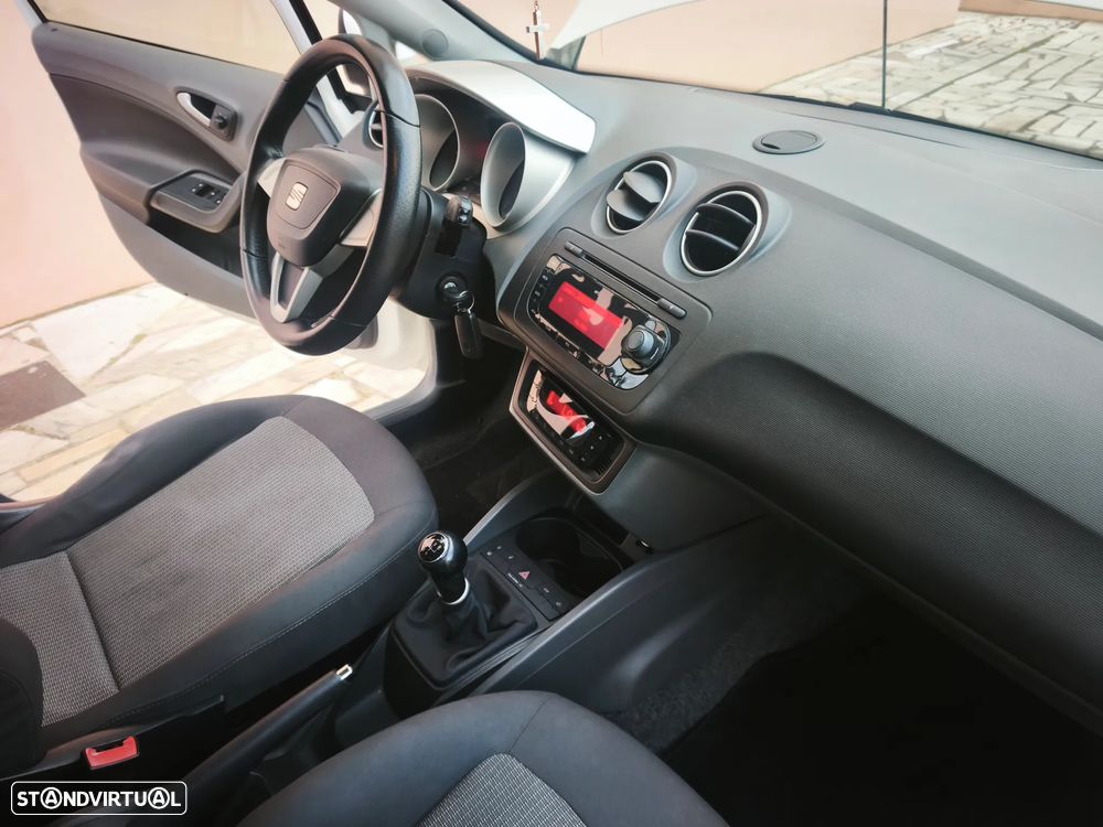 SEAT Ibiza ST 1.6 TDI Style DPF - 20