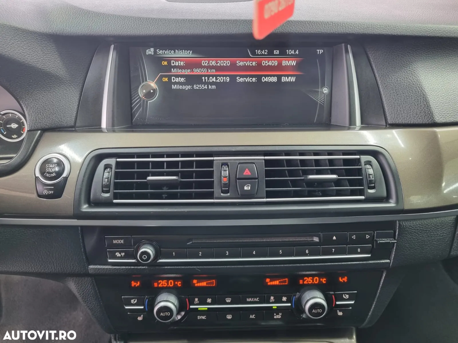 BMW Seria 5 520d xDrive - 14