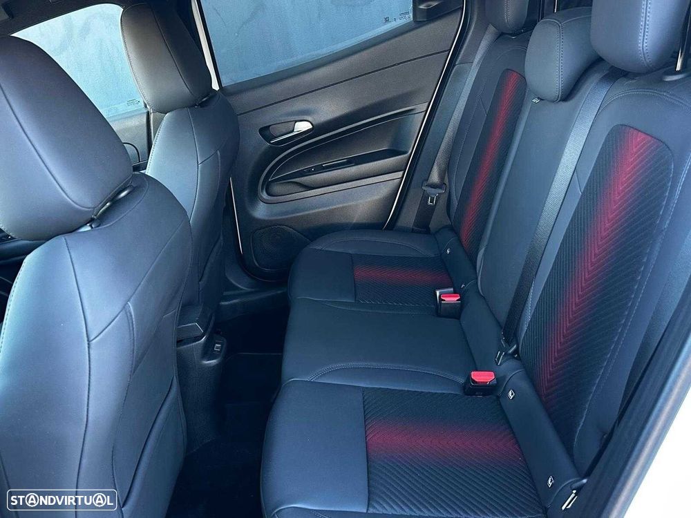 Alfa Romeo Junior 1.2 Speciale eDCT6 — fotografia 23