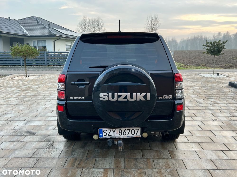 Suzuki Grand Vitara 2.0 Comfort - 17