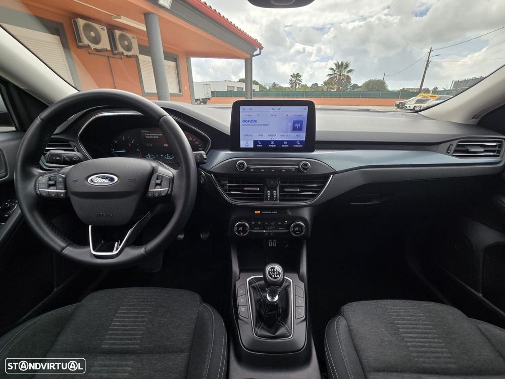 Ford Focus SW 1.5 TDCi EcoBlue Active - 10