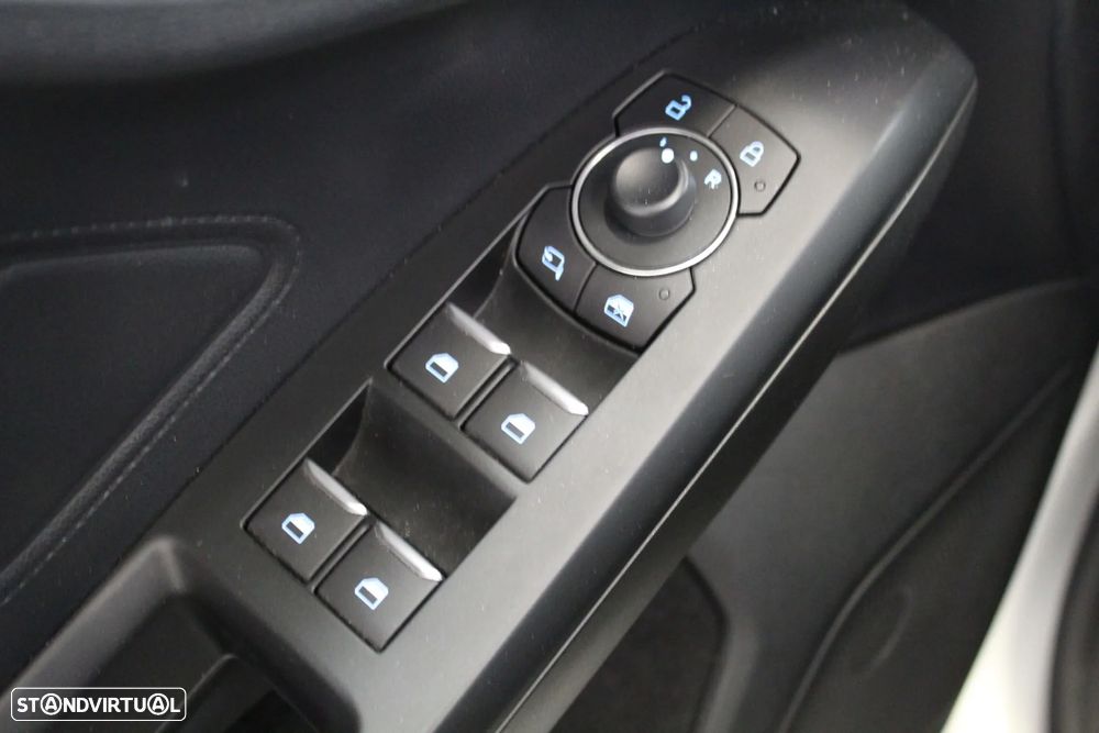 Ford Focus SW 1.0 EcoBoost MHEV ST-Line Aut. - 19