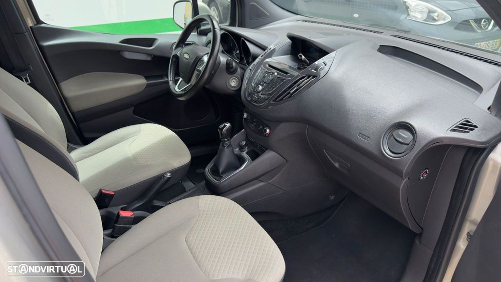 Ford Tourneo Courier 1.5 TDCi Titanium - 9