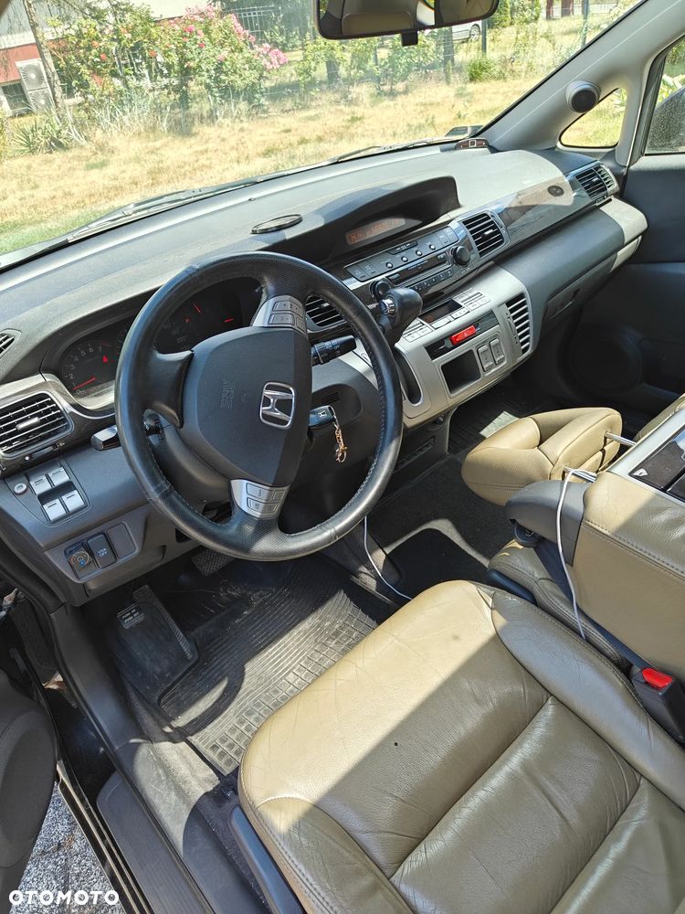 Honda FR-V 1.8 Executive (lea) - 6