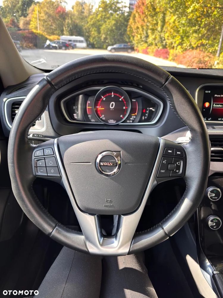 Volvo V40 D4 Geartronic Summum - 14