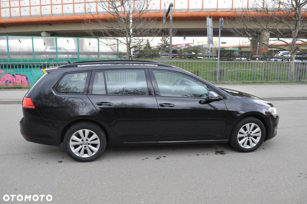 Volkswagen Golf 1.6 TDI BMT Comfortline - 10