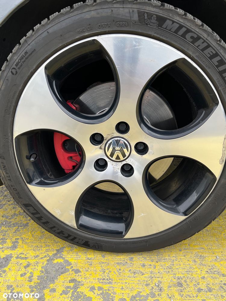 Volkswagen Golf 2.0 GTI - 8