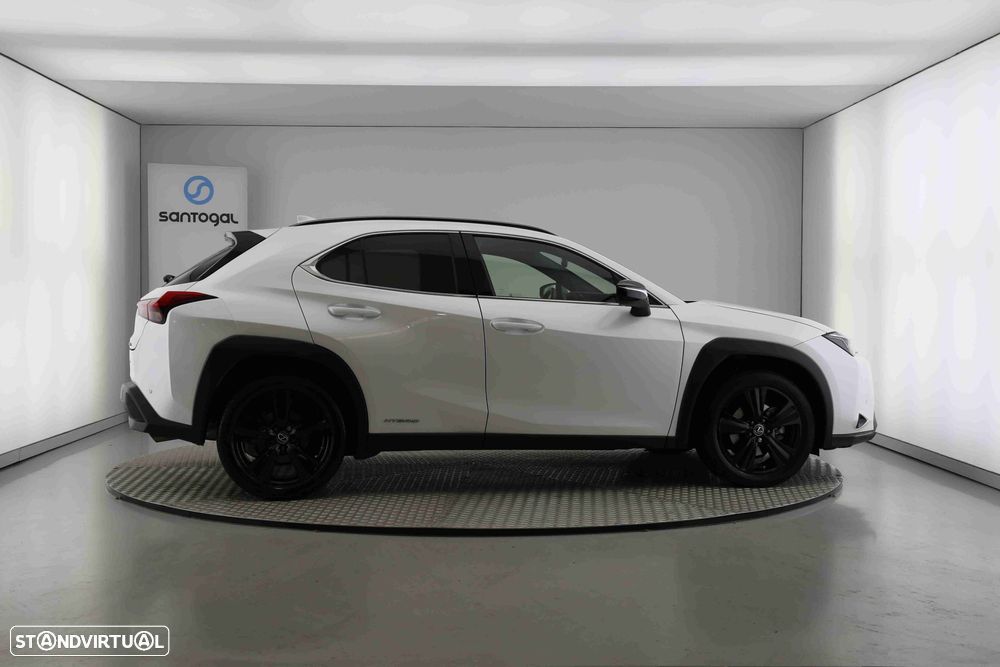 Lexus UX 250h Premium - 6