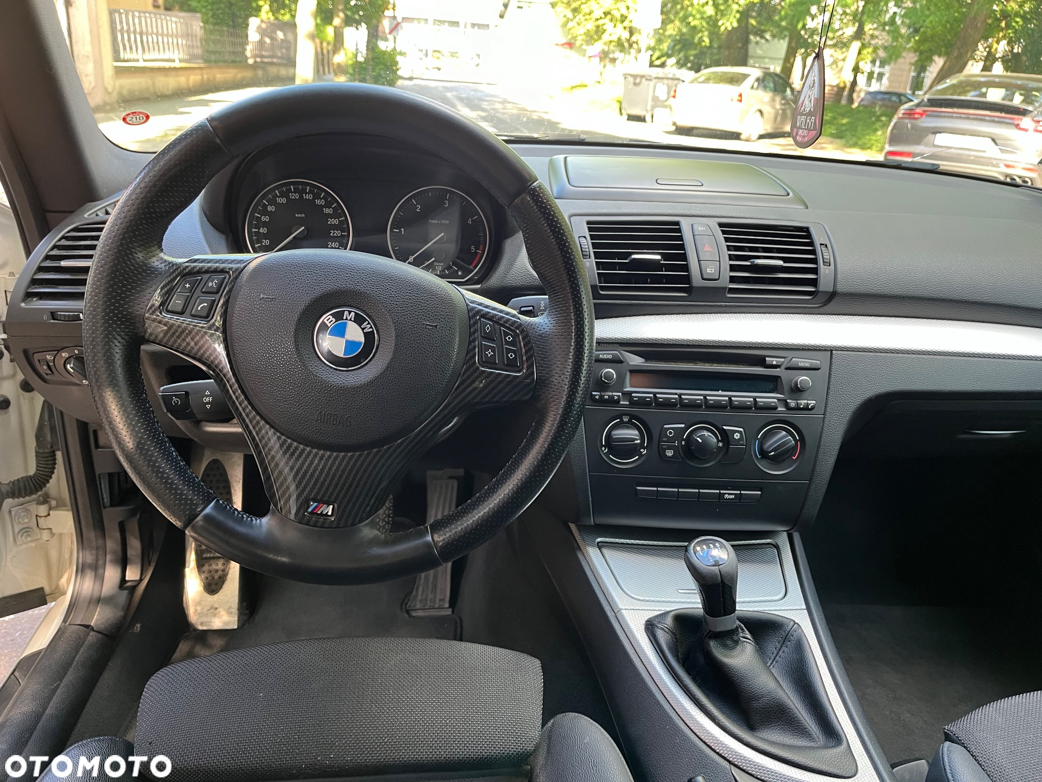 BMW Seria 1 120d - 9