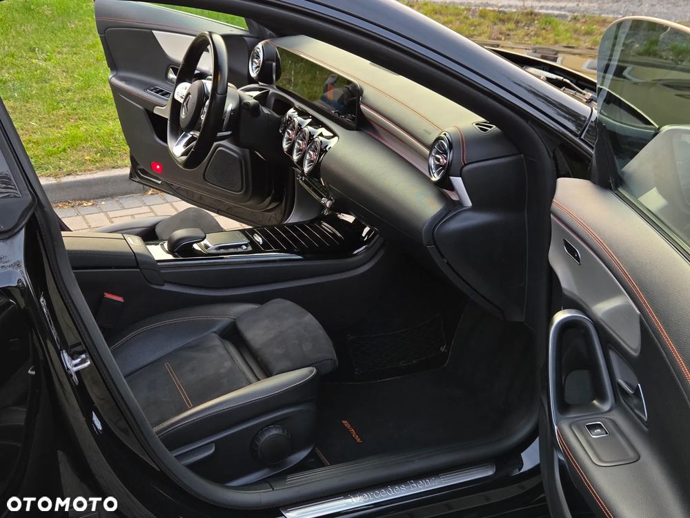 Mercedes-Benz CLA - 20