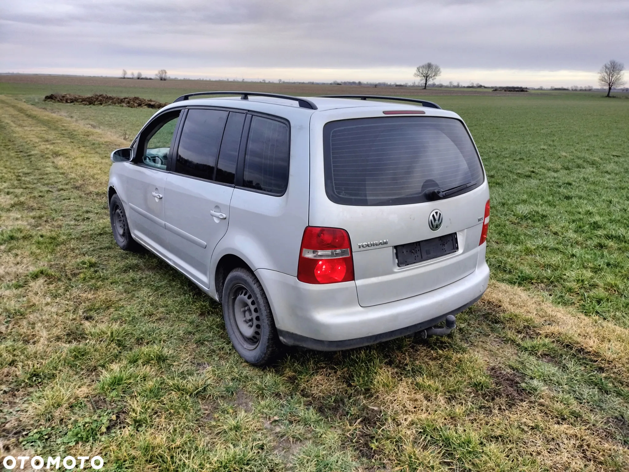 touran czesci 1.9tdi kod silnika BJB kod farby LA7W - 2