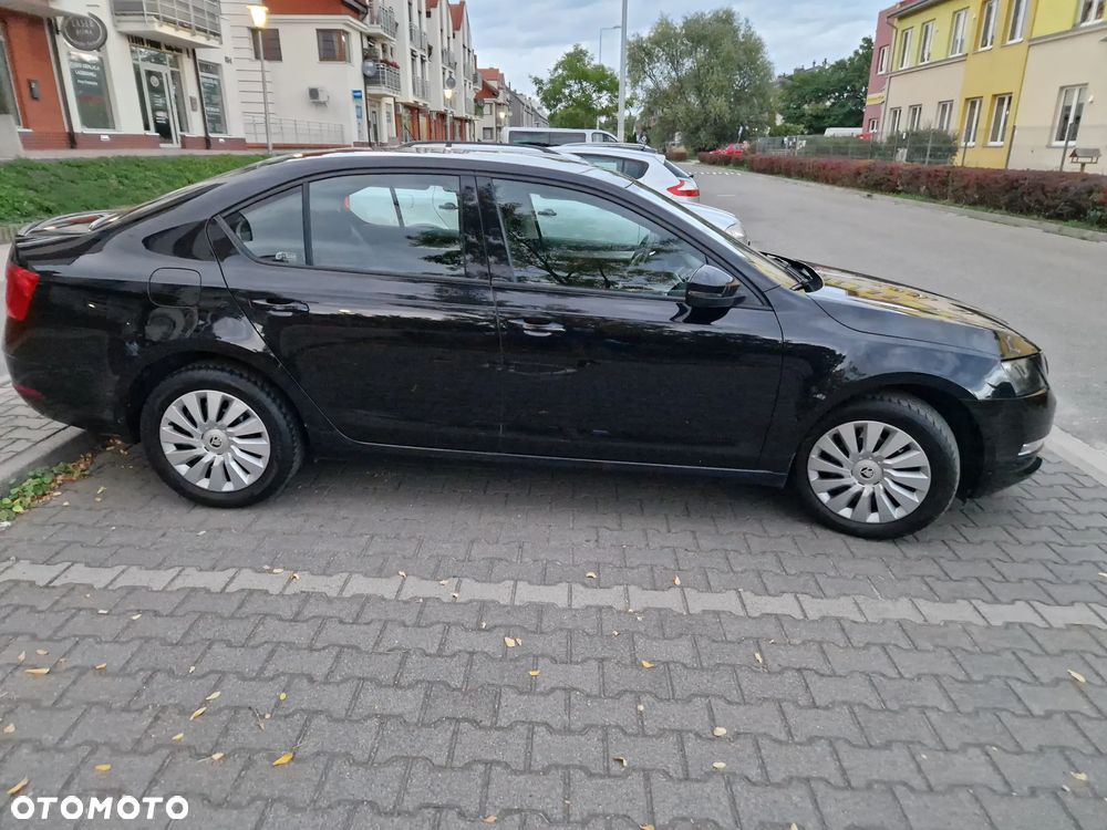 Skoda Octavia 1.5 TSI ACT Active - 5