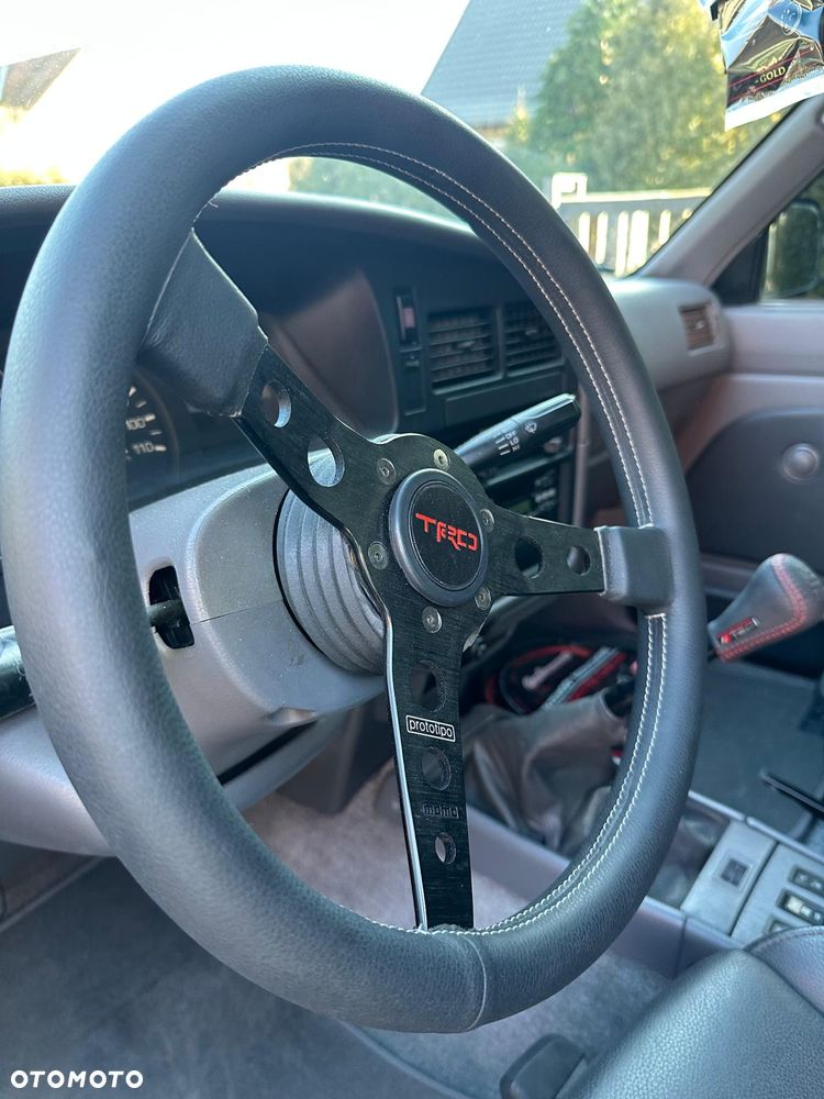 Toyota Hilux - 7