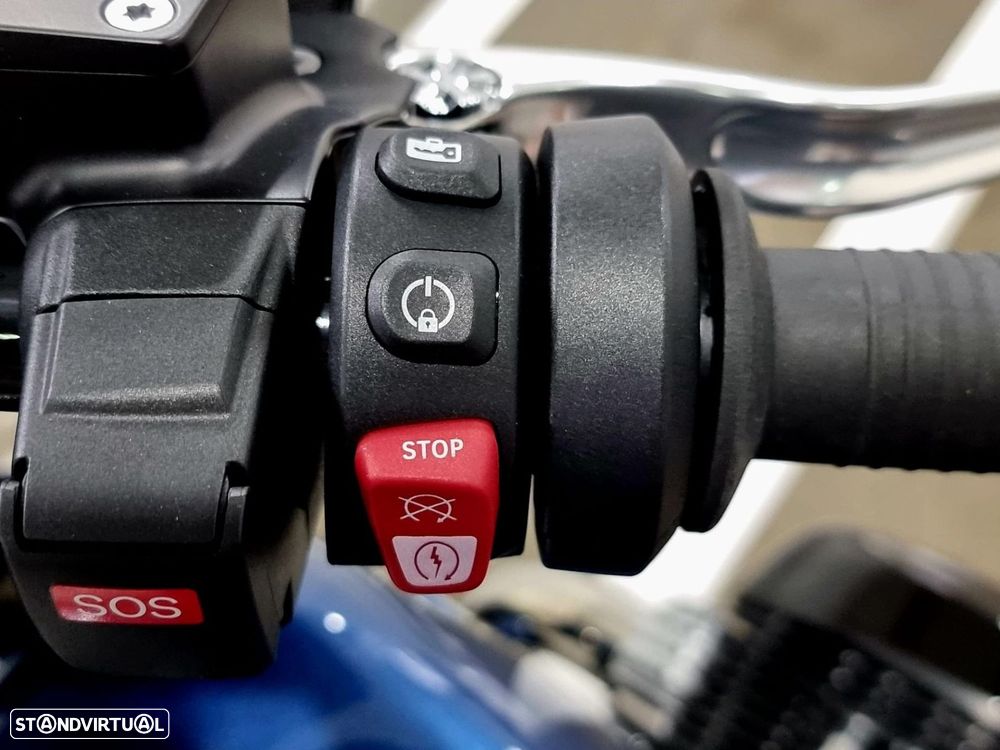 BMW R 18 18B - 12