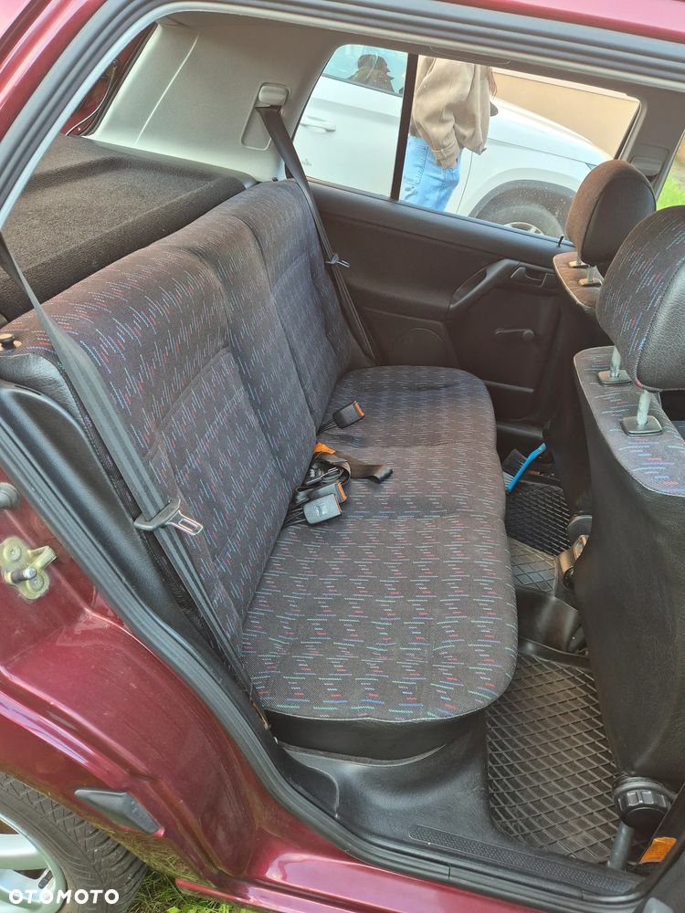 Volkswagen Golf 1.6 CL - 13