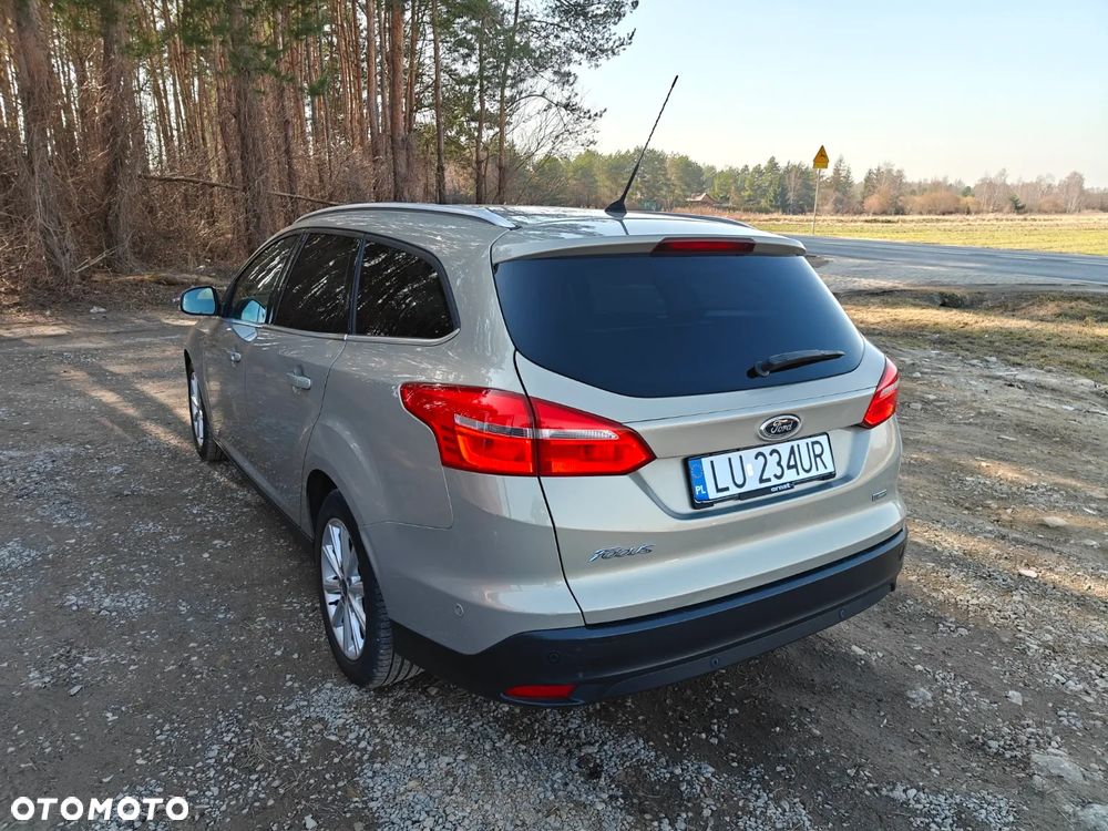 Ford Focus 1.0 EcoBoost Titanium - 8