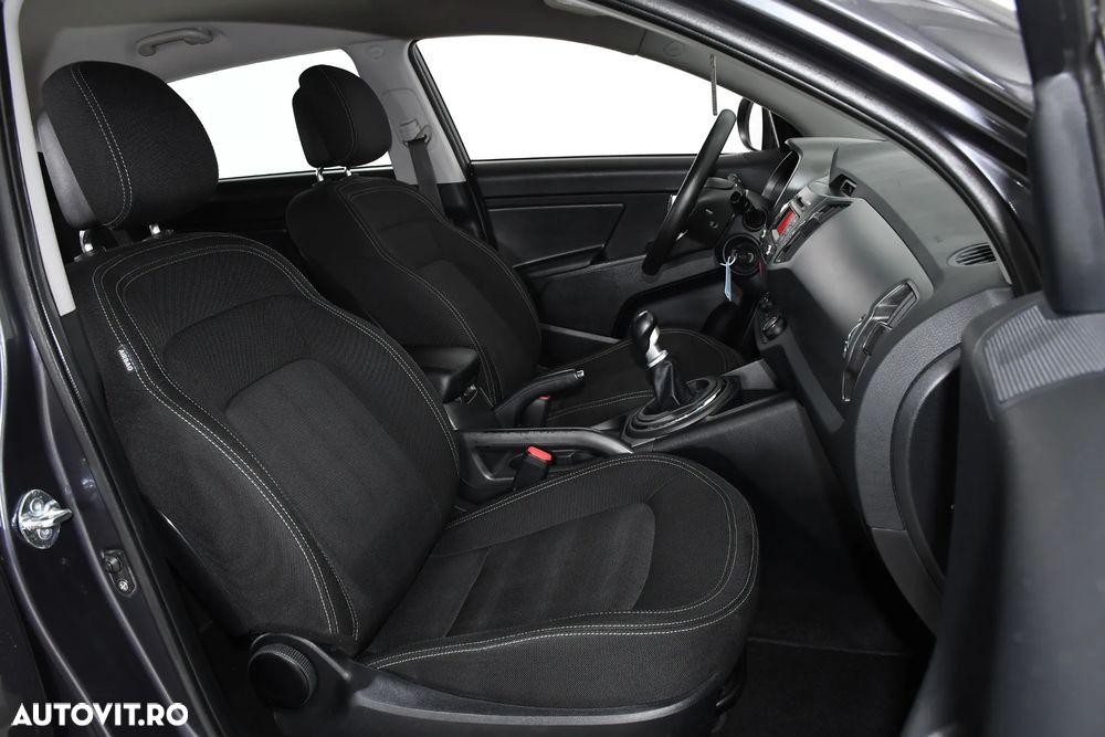 KIA Sportage 2011 — imagine 13