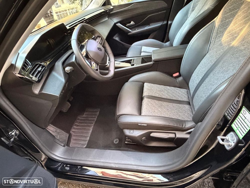 Peugeot 408 1.6 Hybrid Allure Pack e-EAT8 - 16