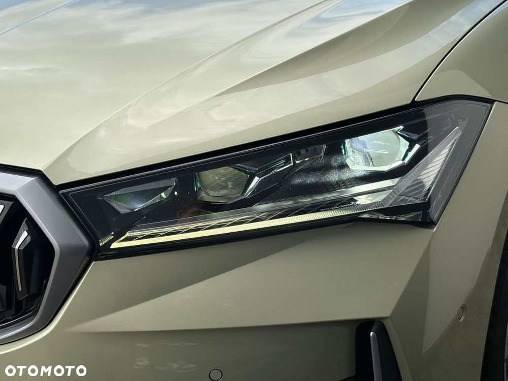 Skoda Superb 2.0 TSI 4x4 L&K DSG - 19