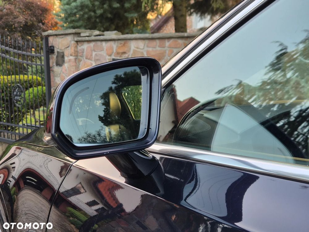 Volvo V90 D5 AWD Geartronic Inscription - 32
