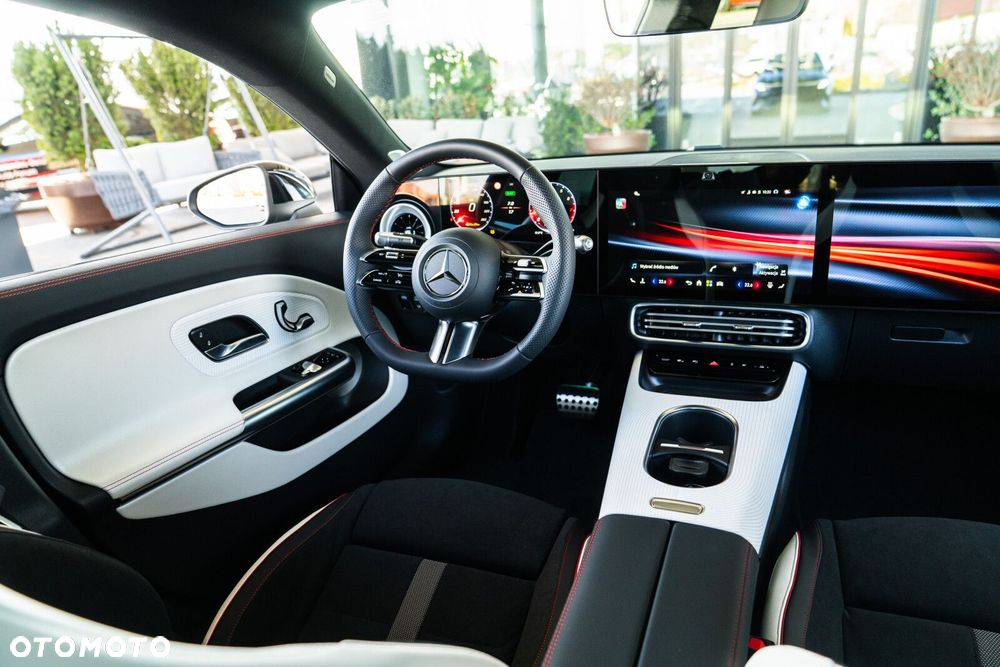 Mercedes-Benz CLA 200 mHEV 8G-DCT - 14