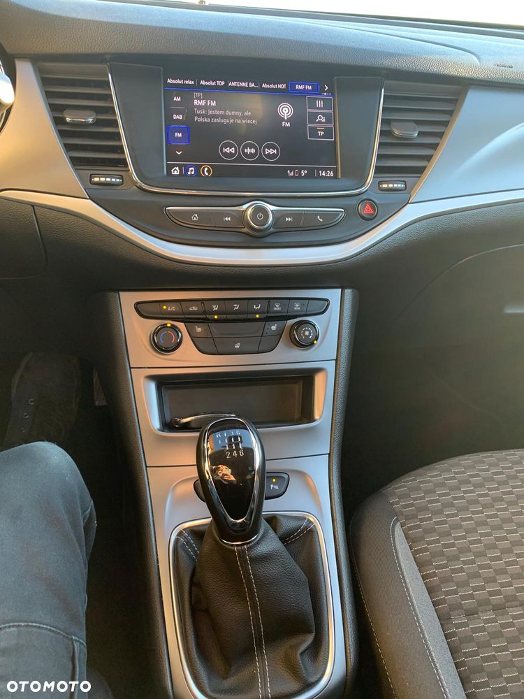 Opel Astra 1.2 T Edition S&S - 19