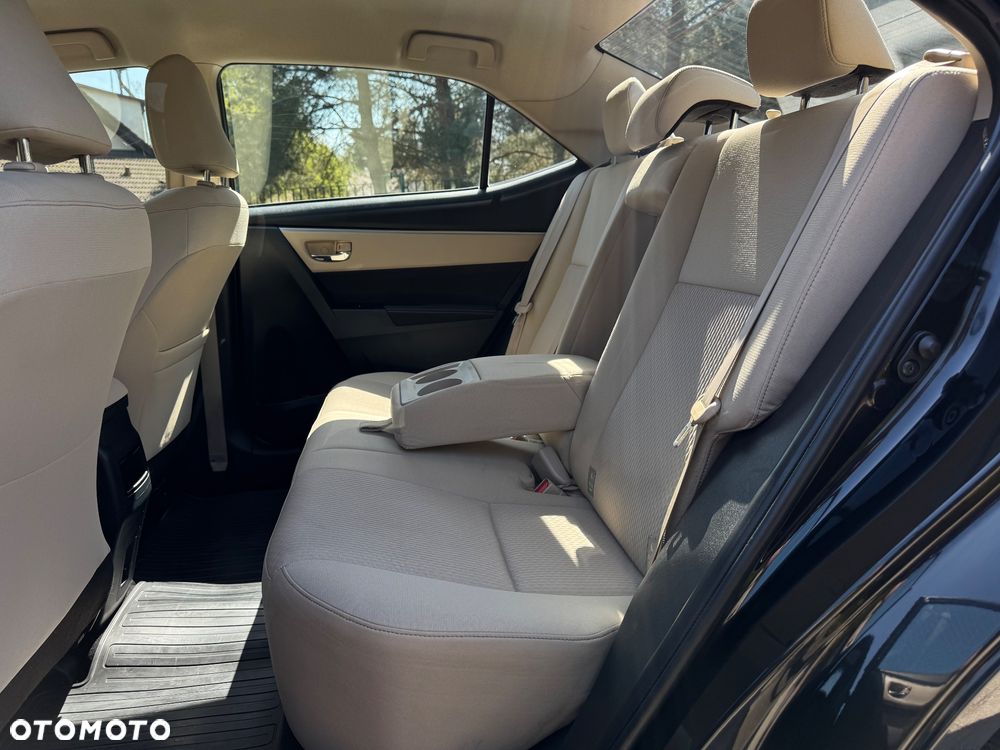 Toyota Corolla 1.6 Active EU6 - 25