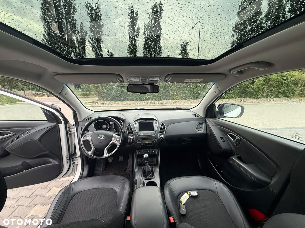 Hyundai ix35 - 12