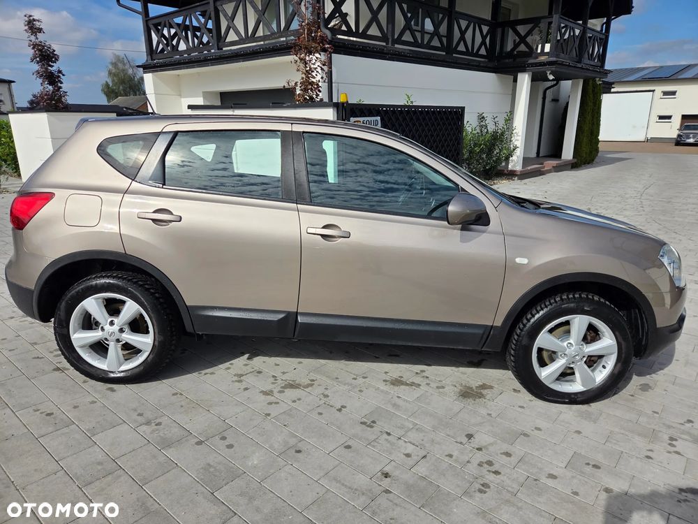 Nissan Qashqai - 8