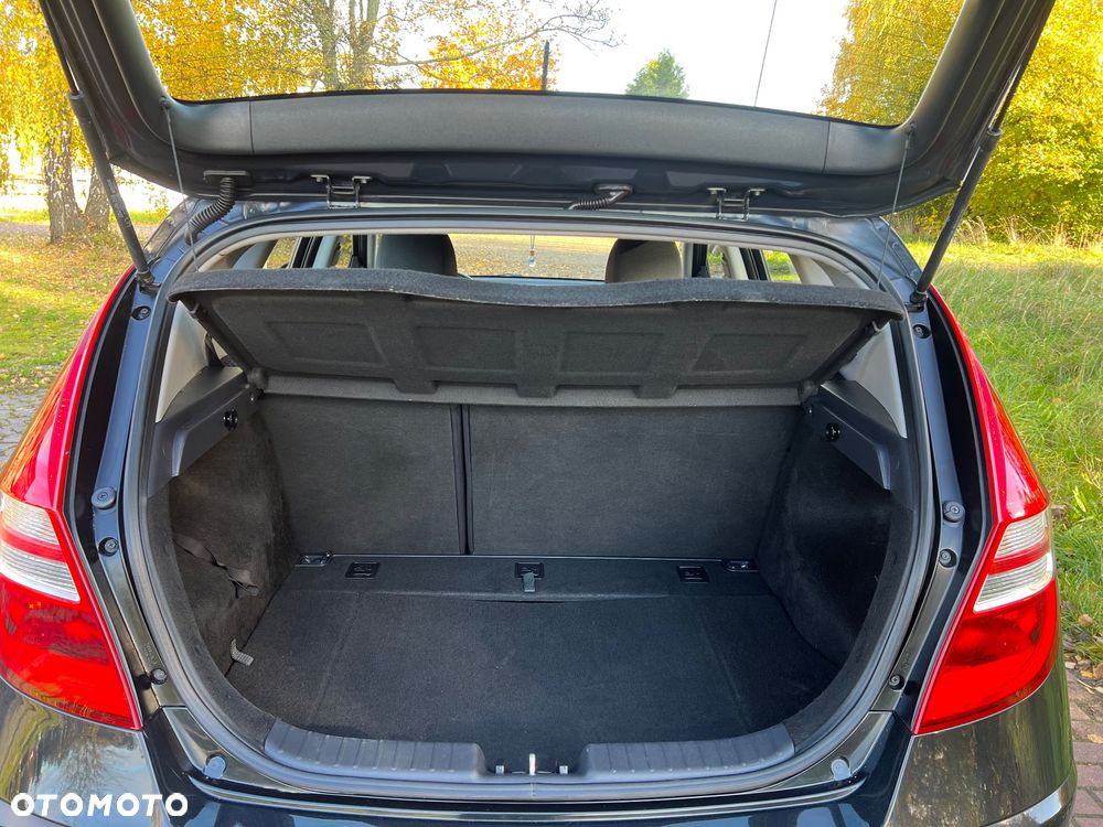 Hyundai i30 i30cw 1.4 Comfort - 30