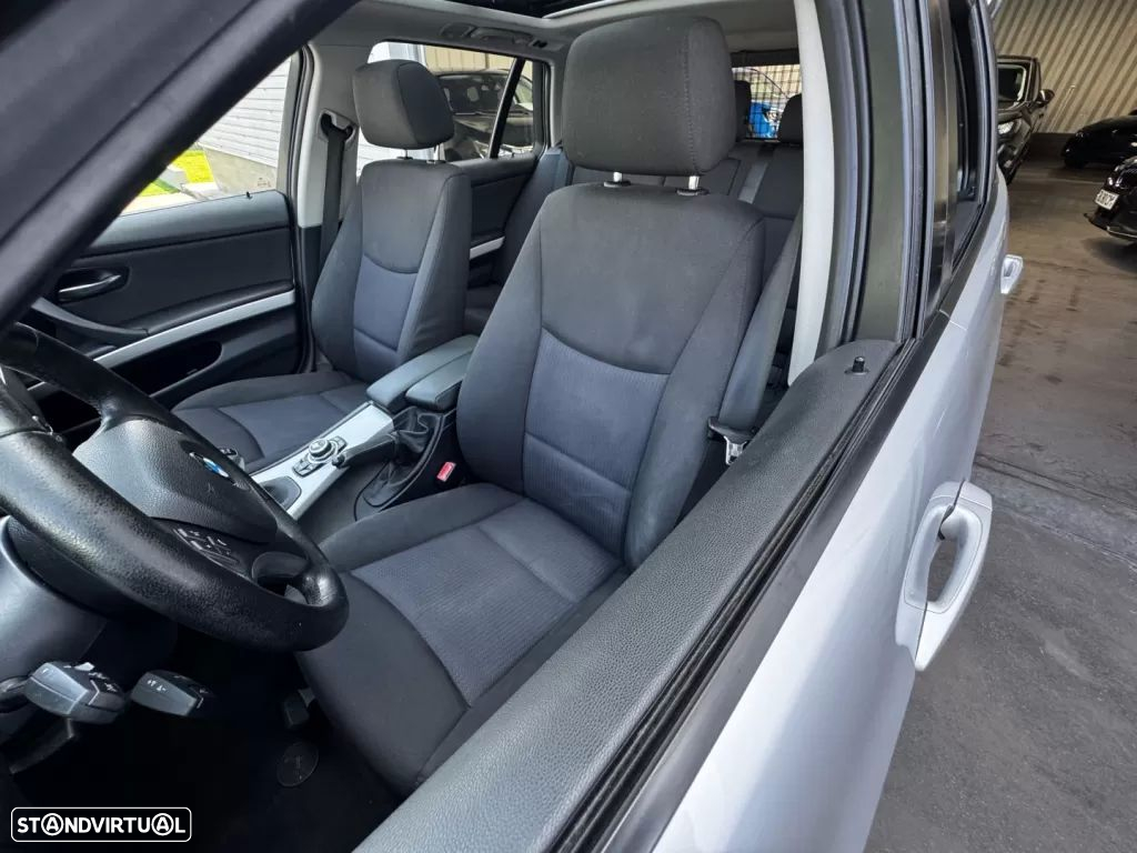 BMW 318 d DPF Touring Edition Sport - 12