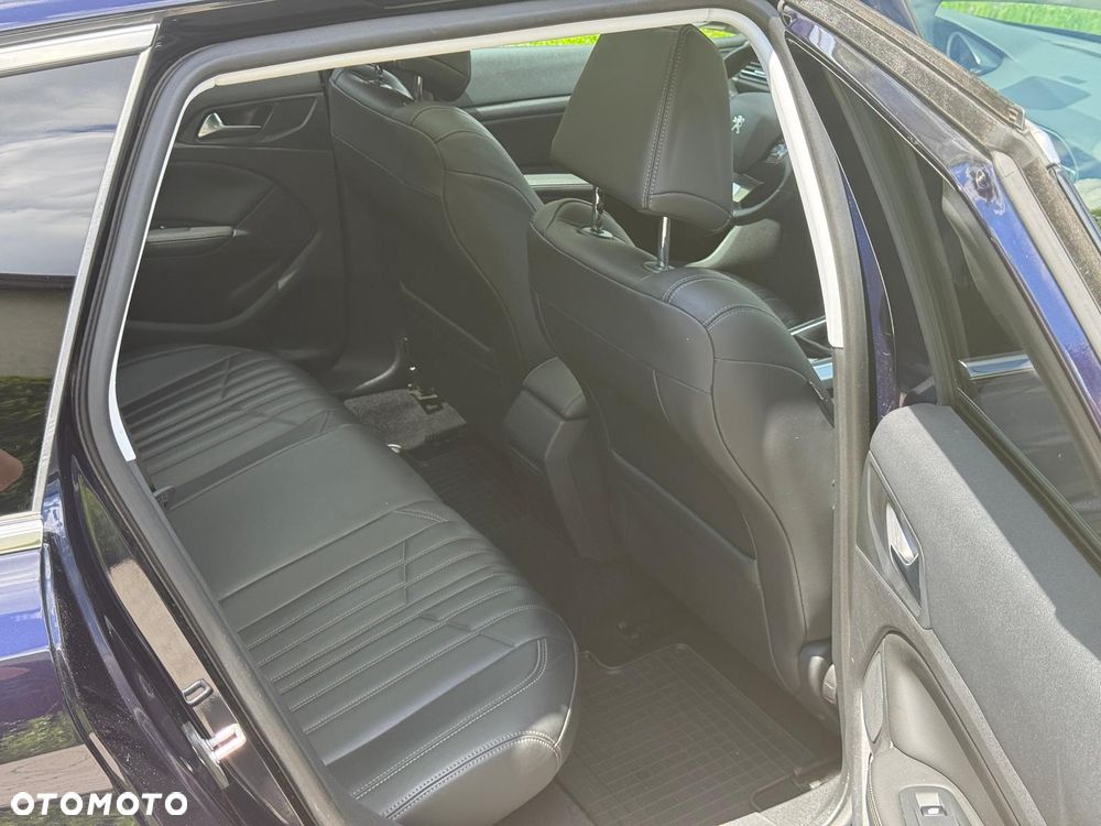 Peugeot 308 BlueHDi FAP 150 Stop & Start Allure - 21