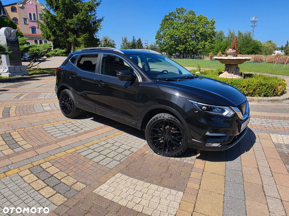 Nissan Qashqai 1.6 DIG-T N-Connecta - 1