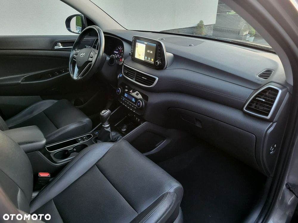 Hyundai Tucson - 12