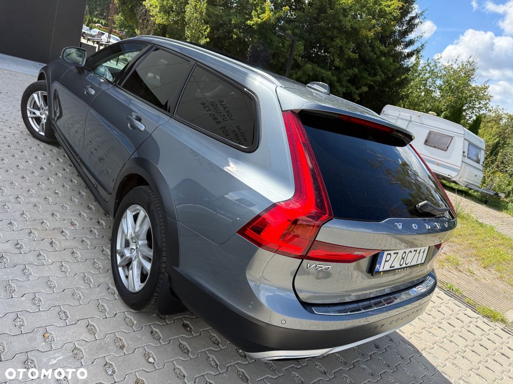 Volvo V90 Cross Country T5 AWD Pro - 21