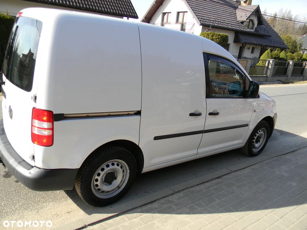 Volkswagen Caddy - 27