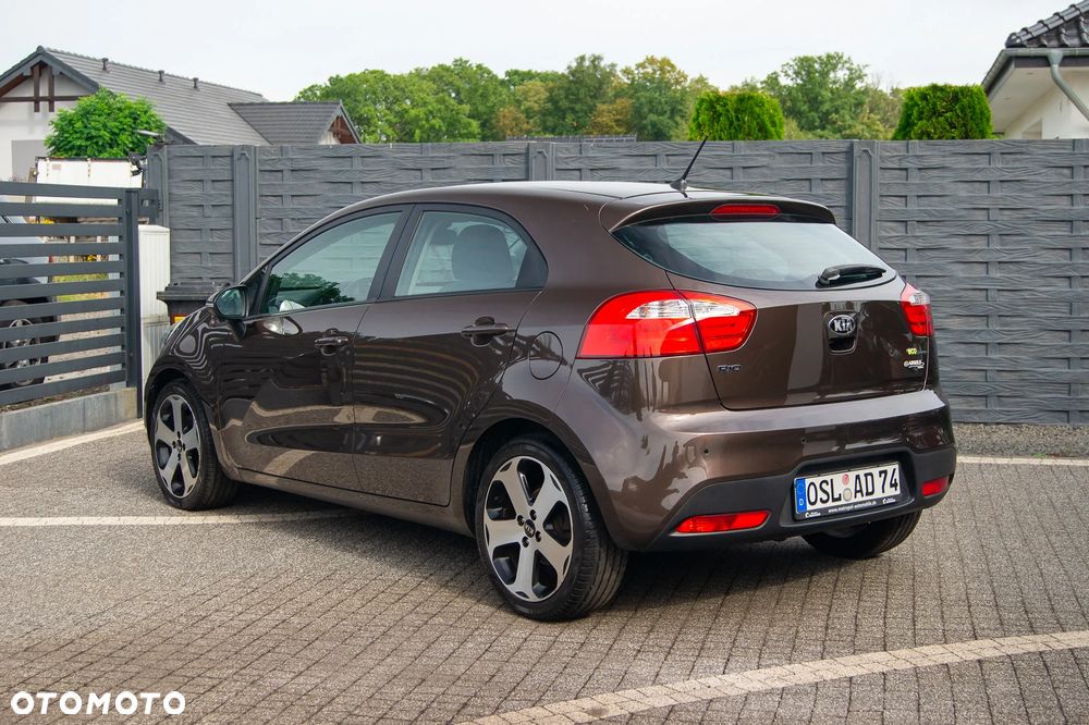 Kia Rio 1.4 ISG Dream Team Edition - 9