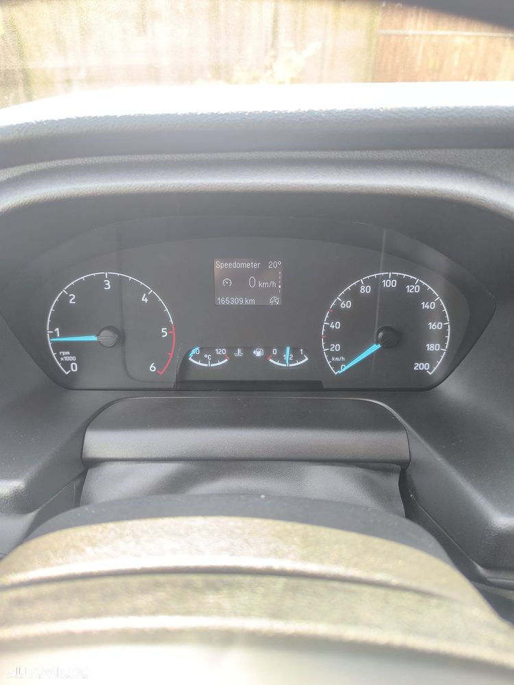 Ford Transit - 14