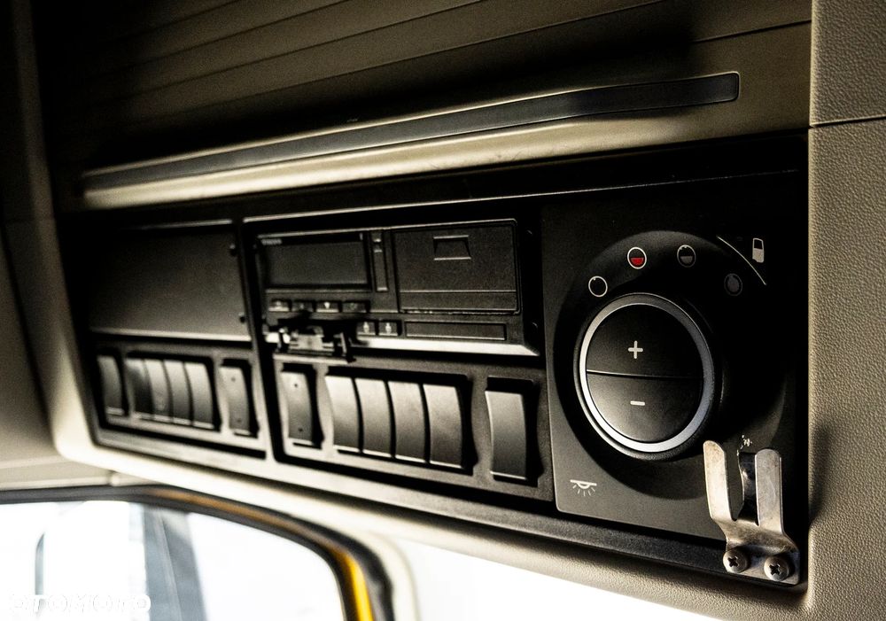 Volvo FH 460 FT I-SAVE - 16