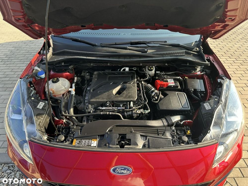 Ford Kuga 1.5 EcoBoost ST-LINE - 37