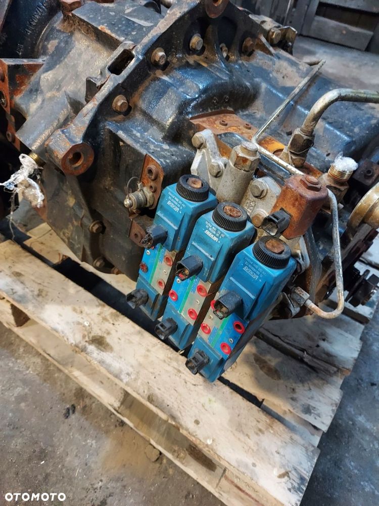 SKRZYNIA BIEGÓW 4000 MTH ŁADOWARKA TELESKOPOWA JCB 540-70 2006R - 3