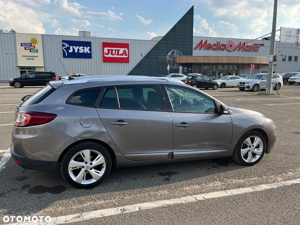 Renault Megane ENERGY dCi 110 Start & Stop Bose Edition - 5