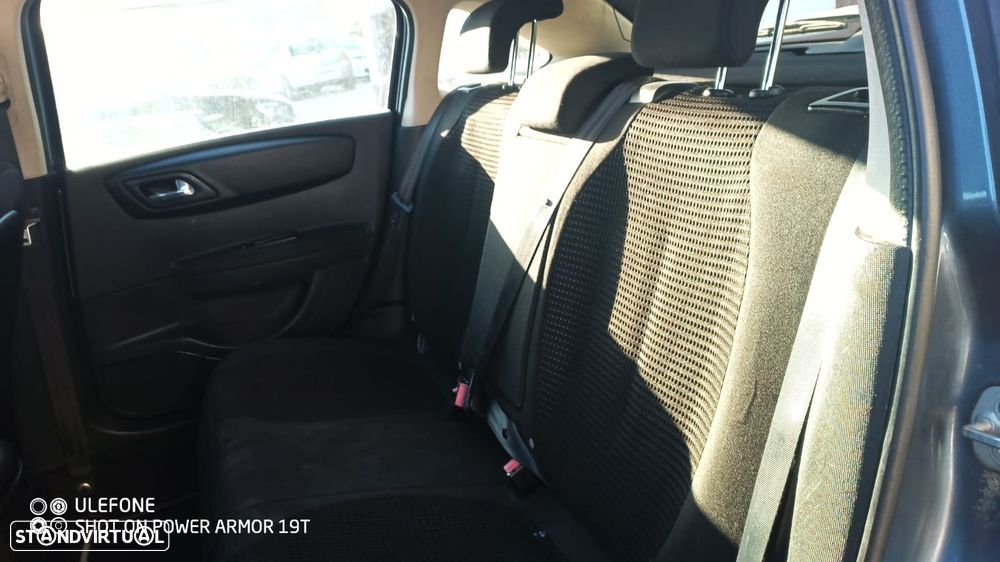 Citroën C4 1.6 HDi SX - 7